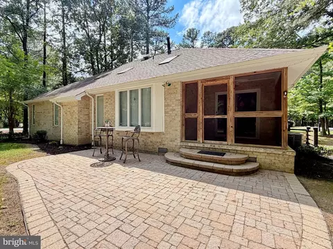 Exterior - 14890 Ivanhoe Ct, Issue, MD 20645 photo 10 of 17