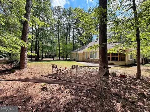 Exterior - 14890 Ivanhoe Ct, Issue, MD 20645 photo 12 of 17