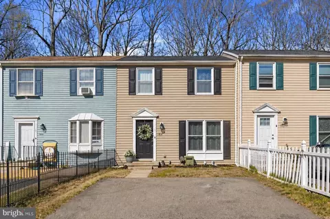 100 Little Creek Ln, La Plata, MD 20646