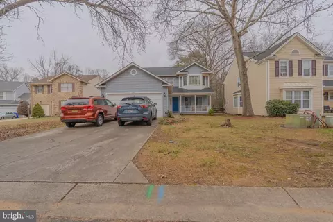 6013 Harbor Seal Ct, Waldorf, MD 20603