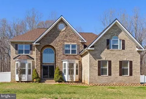 6314 Naylors Reserve Ct, Hughesville, MD 20637