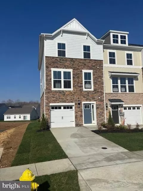 5517 Aberdeen Pl, White Plains, MD 20695