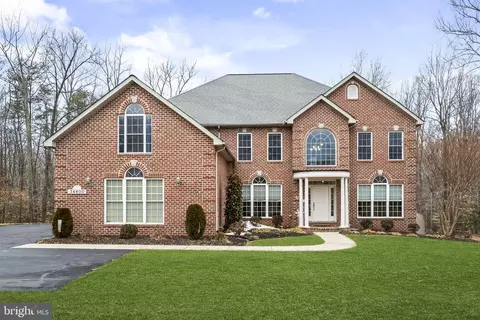 14800 Pale Morning Pl, Hughesville, MD 20637