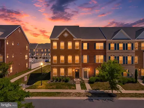 11407 Tolkien Ave, White Plains, MD 20695