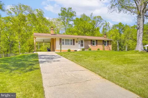 13110 Hickory Ave, Waldorf, MD 20601