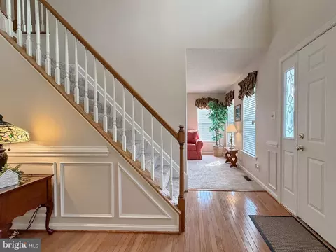 Entry Way - 1209 Cornwall Dr, La Plata, MD 20646 photo 3 of 13
