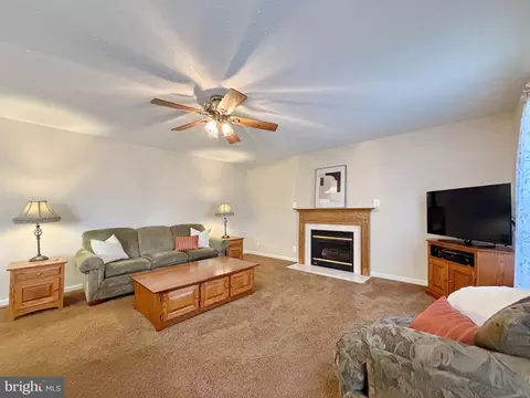 Living - 1209 Cornwall Dr, La Plata, MD 20646 photo 2 of 5