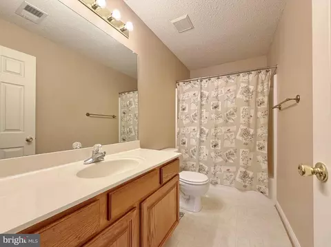 Bath - 1209 Cornwall Dr, La Plata, MD 20646 photo 5 of 6
