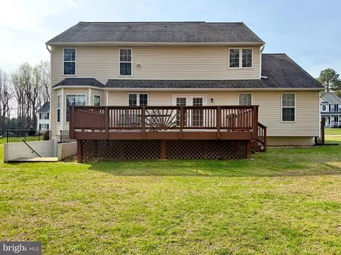 Exterior - 1209 Cornwall Dr, La Plata, MD 20646 photo 7 of 14