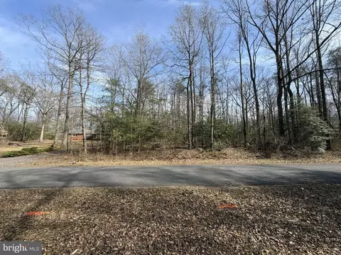 lot7 A Park Ave, White Plains, MD 20695