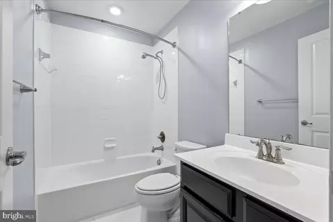 Bath - 9866 Obin Ln, Waldorf, MD 20601 photo 1 of 1