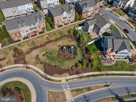 View/Area - 9866 Obin Ln, Waldorf, MD 20601 photo 11 of 11