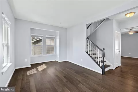 Living - 9866 Obin Ln, Waldorf, MD 20601 photo 1 of 7