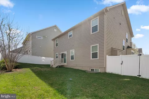 Exterior - 9866 Obin Ln, Waldorf, MD 20601 photo 7 of 8