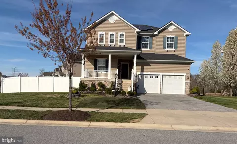 9850 Mannheim Ln, Waldorf, MD 20603