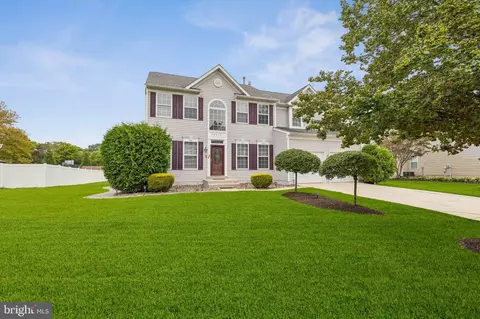 10712 Alyssa Ln, Waldorf, MD 20603