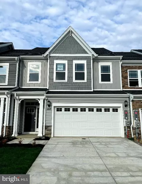 10584 Great Basin Pl, White Plains, MD 20695