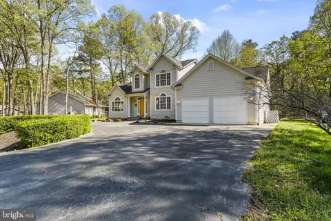Exterior - 11315 Lord Baltimore Dr, Swan Point, MD 20645 photo 4 of 13
