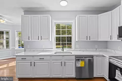 Kitchen - 11315 Lord Baltimore Dr, Swan Point, MD 20645 photo 2 of 3