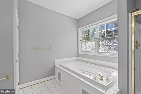 Bath - 11315 Lord Baltimore Dr, Swan Point, MD 20645 photo 2 of 3