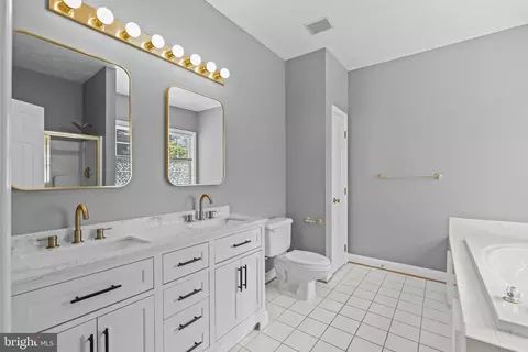 Bath - 11315 Lord Baltimore Dr, Swan Point, MD 20645 photo 1 of 3