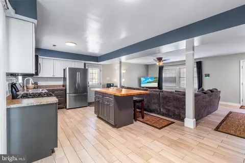 Kitchen - 22 Marshall Rd, Waldorf, MD 20602 photo 2 of 3