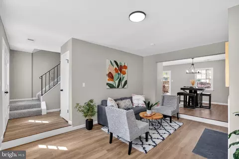 3278 Ryon Ct, Waldorf, MD 20601