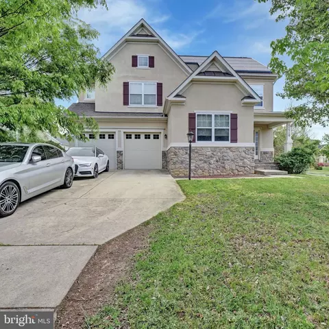 11710 Henryetta Ct, Waldorf, MD 20602