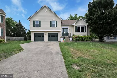 5613 Needlefish Ct, Waldorf, MD 20603