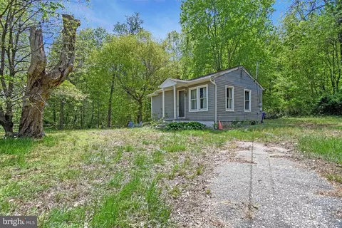 17350 Prince Frederick Rd, Hughesville, MD 20637