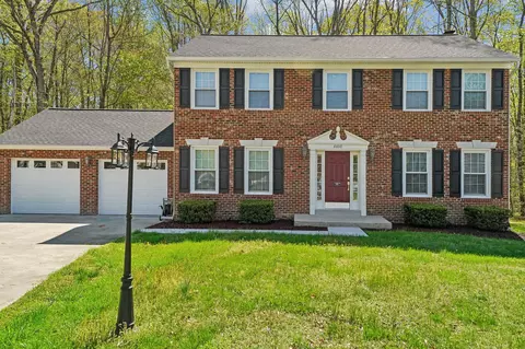 8600 Valley Dr, Waldorf, MD 20603