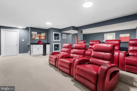 4554 Coachmans Path Ct, Waldorf, MD 20601