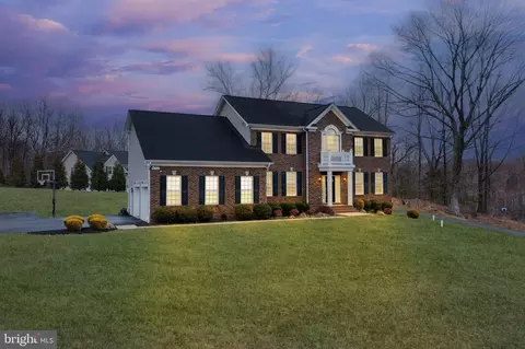 4554 Coachmans Path Ct, Waldorf, MD 20601