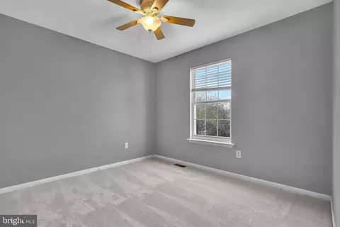 Bedroom - 2835 Hackney Ln, Waldorf, MD 20602 photo 2 of 5