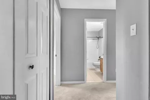 Entry Way - 2835 Hackney Ln, Waldorf, MD 20602 photo 6 of 8
