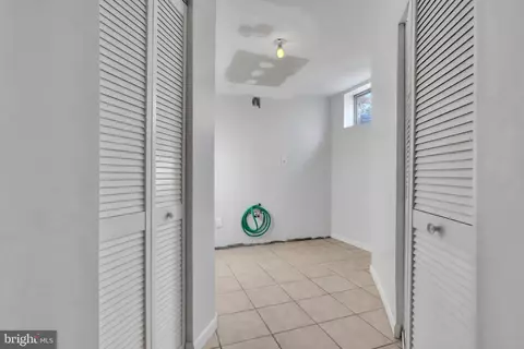 Entry Way - 2835 Hackney Ln, Waldorf, MD 20602 photo 7 of 8