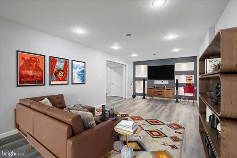 Living - 5130 Celestial Ln, Brandywine, MD 20613 photo 3 of 6