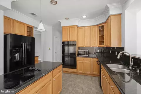 Kitchen - 5130 Celestial Ln, Brandywine, MD 20613 photo 5 of 6