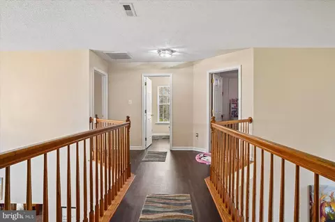 Entry Way - 3470 Malcolm Rd, Brandywine, MD 20613 photo 4 of 7