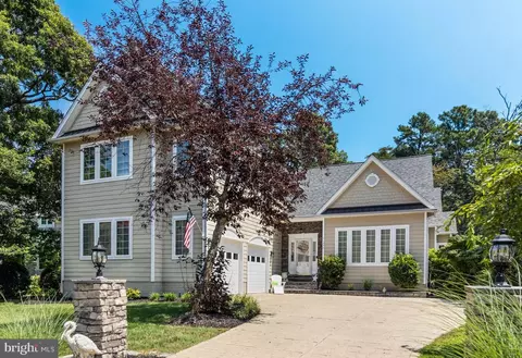 Exterior - 11375 Ethan Ct, Swan Point, MD 20645 photo 1 of 5