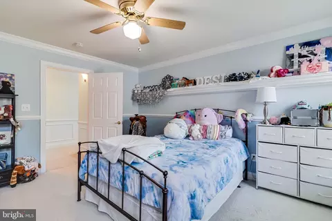 Bedroom - 11375 Ethan Ct, Swan Point, MD 20645 photo 8 of 11