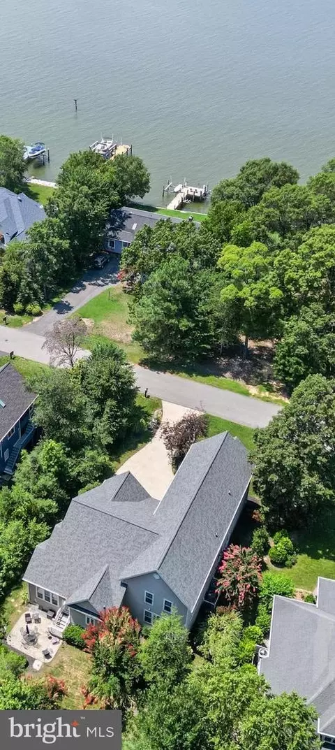 View/Area - 11375 Ethan Ct, Swan Point, MD 20645 photo 2 of 7
