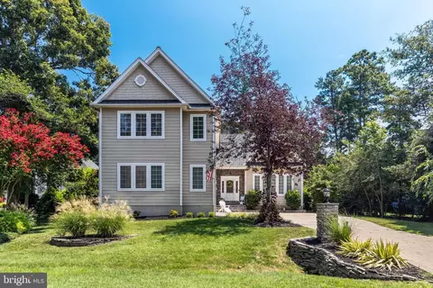 Exterior - 11375 Ethan Ct, Swan Point, MD 20645 photo 2 of 5