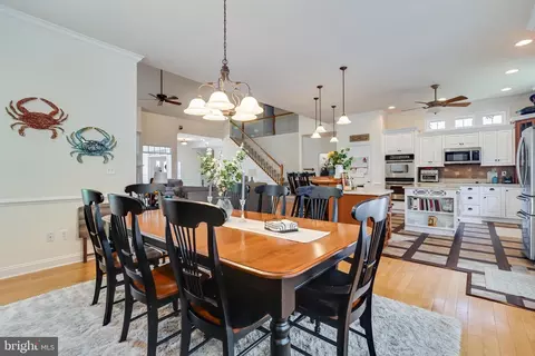 Dining - 11375 Ethan Ct, Swan Point, MD 20645 photo 3 of 4