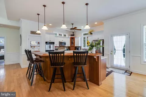Kitchen - 11375 Ethan Ct, Swan Point, MD 20645 photo 1 of 6
