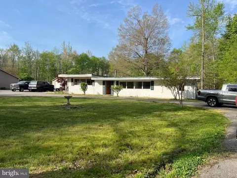Exterior - 6705 Bumpy Oak Rd, La Plata, MD 20646 photo 1 of 6