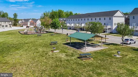 View/Area - 995 Rye Dr, La Plata, MD 20646 photo 6 of 9