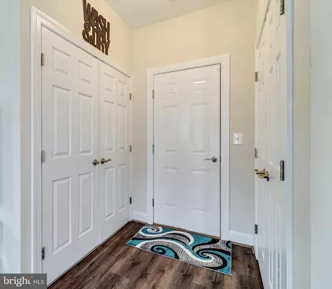 Entry Way - 995 Rye Dr, La Plata, MD 20646 photo 9 of 9