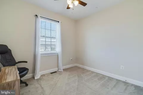 Bedroom - 995 Rye Dr, La Plata, MD 20646 photo 5 of 5