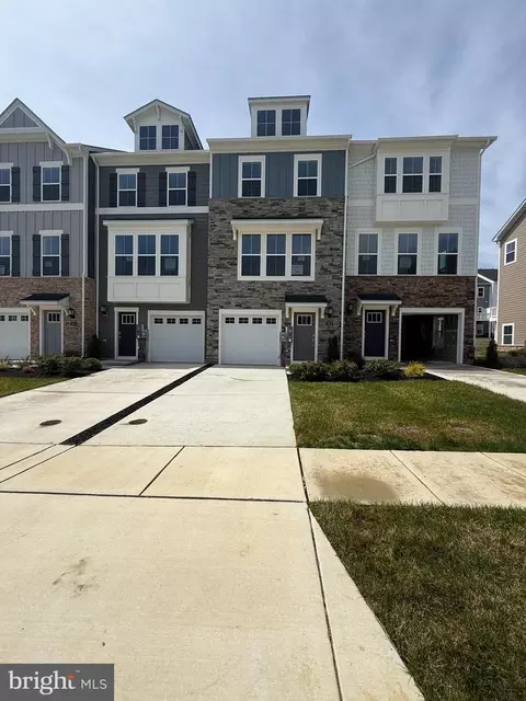 5637 Ludlow Pl, White Plains, MD 20695